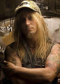 Chris Caffery – על פרצופים ומחטים