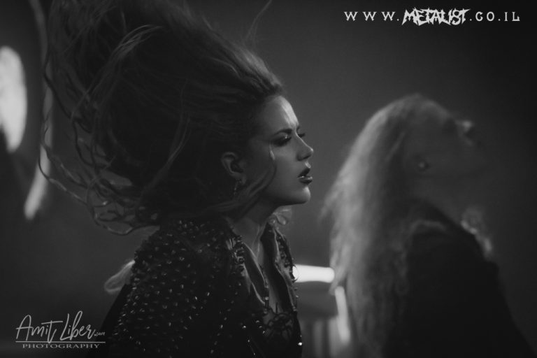 Arch Enemy, רידינג 3 — 54 / 61
